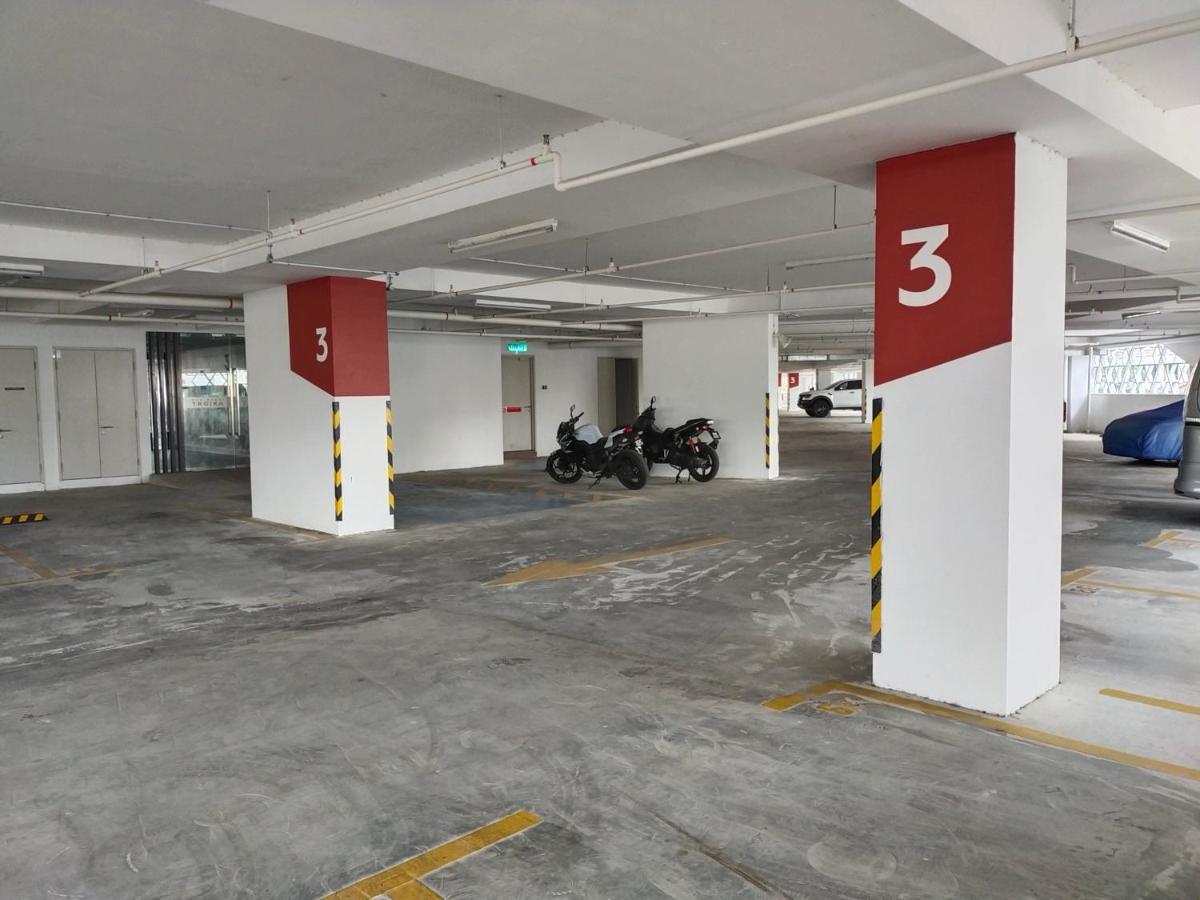 Cmk Troika Apartmen Kota Bharu Extérieur photo